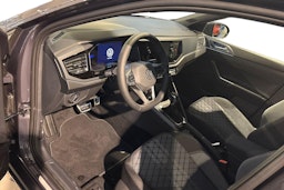 harmaa Volkswagen Taigo 2025 kuva 6.