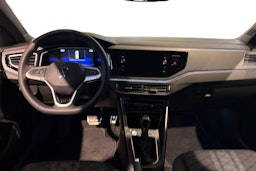 harmaa Volkswagen Taigo 2025 kuva 7.