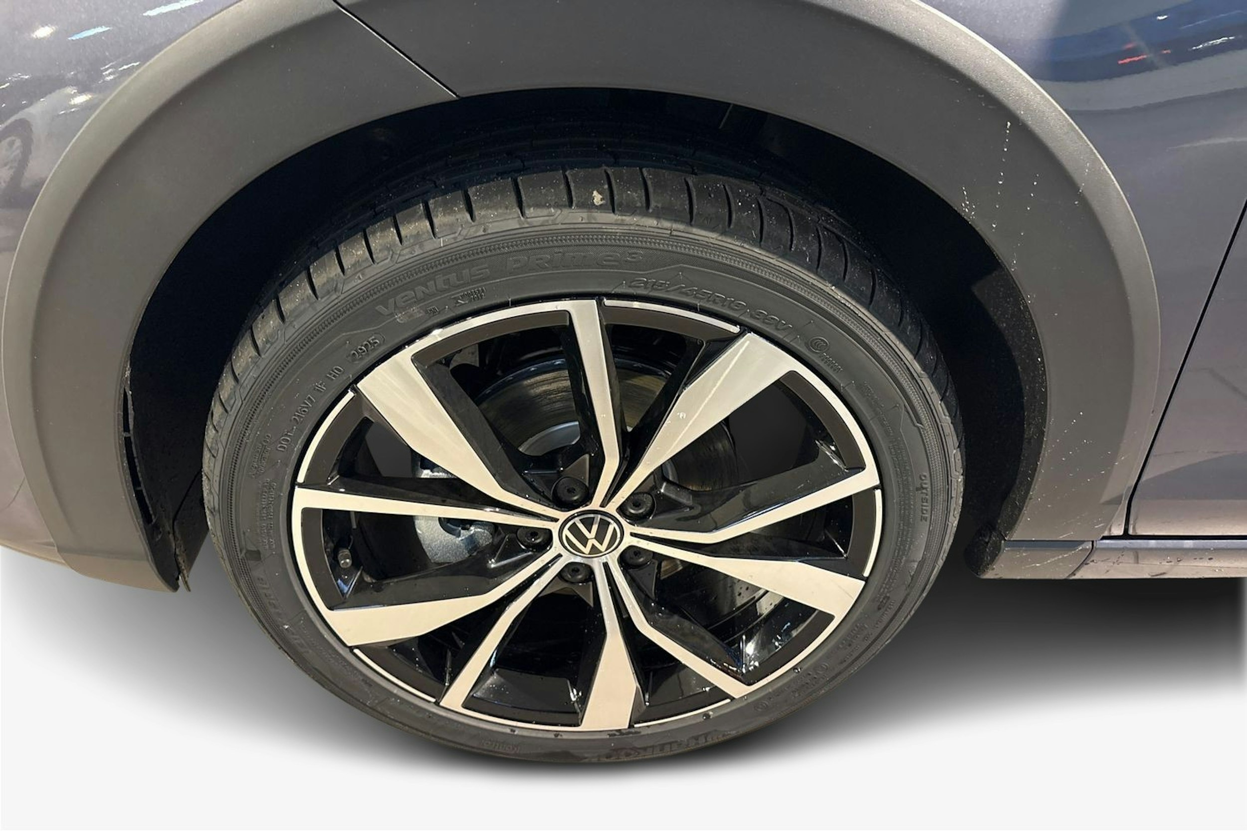 harmaa Volkswagen Taigo 2025 kuva 9.