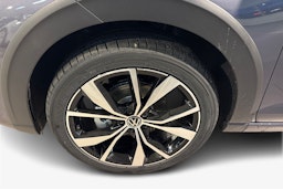 harmaa Volkswagen Taigo 2025 kuva 9.