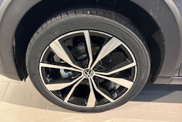 harmaa Volkswagen Taigo 2025 kuva 10.