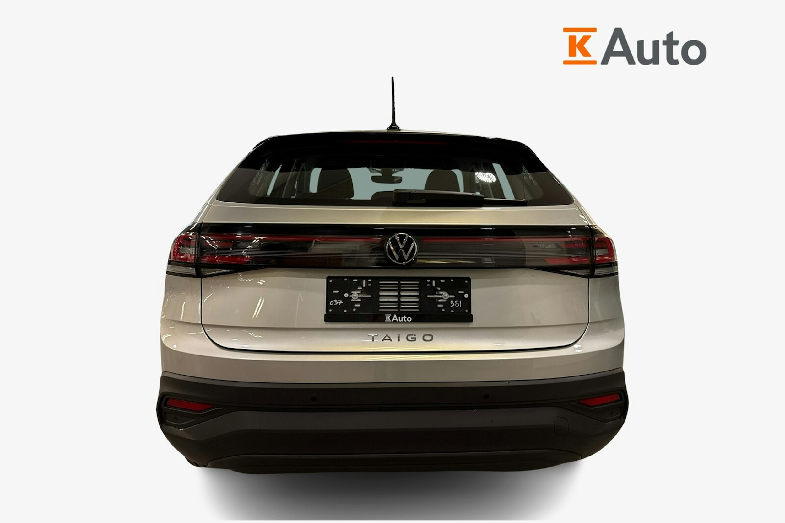 met. harmaa Volkswagen Taigo 2025 kuva 3.