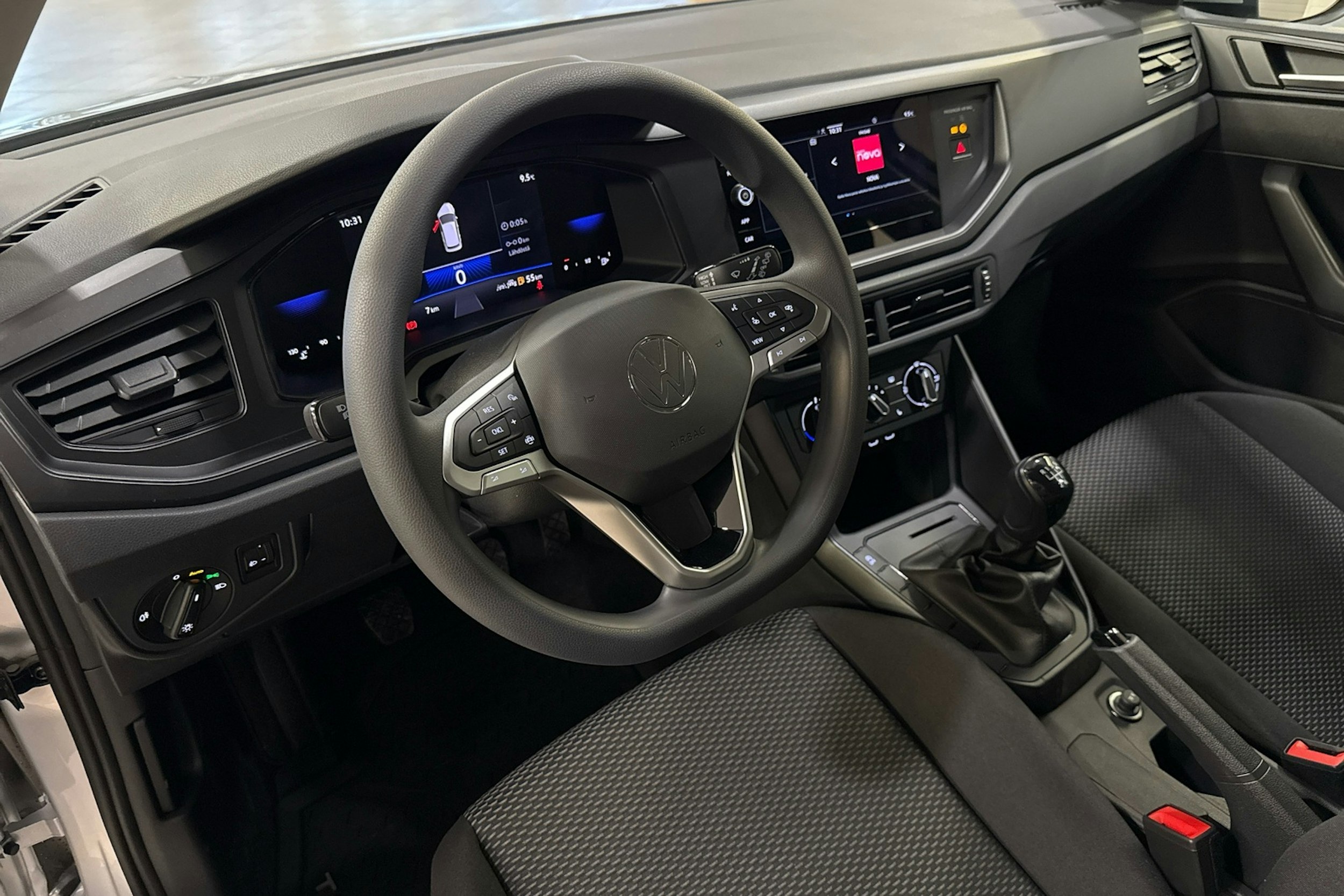 met. harmaa Volkswagen Taigo 2025 kuva 6.