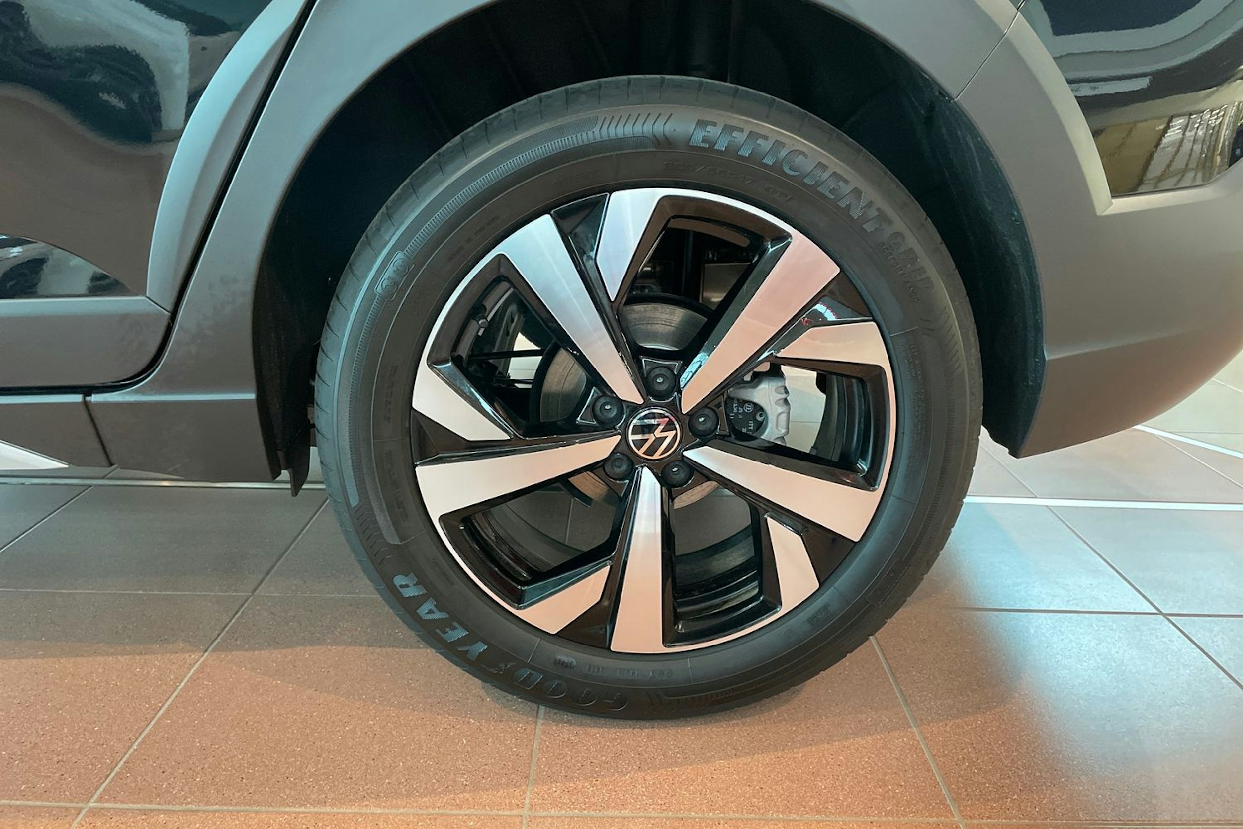 musta Volkswagen Taigo 2025 kuva 10.