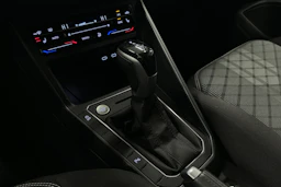 harmaa Volkswagen Taigo 2025 kuva 26.