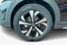 musta Volkswagen Taigo 2025 kuva 9.