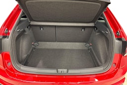 punainen Volkswagen Taigo 2026 kuva 9.