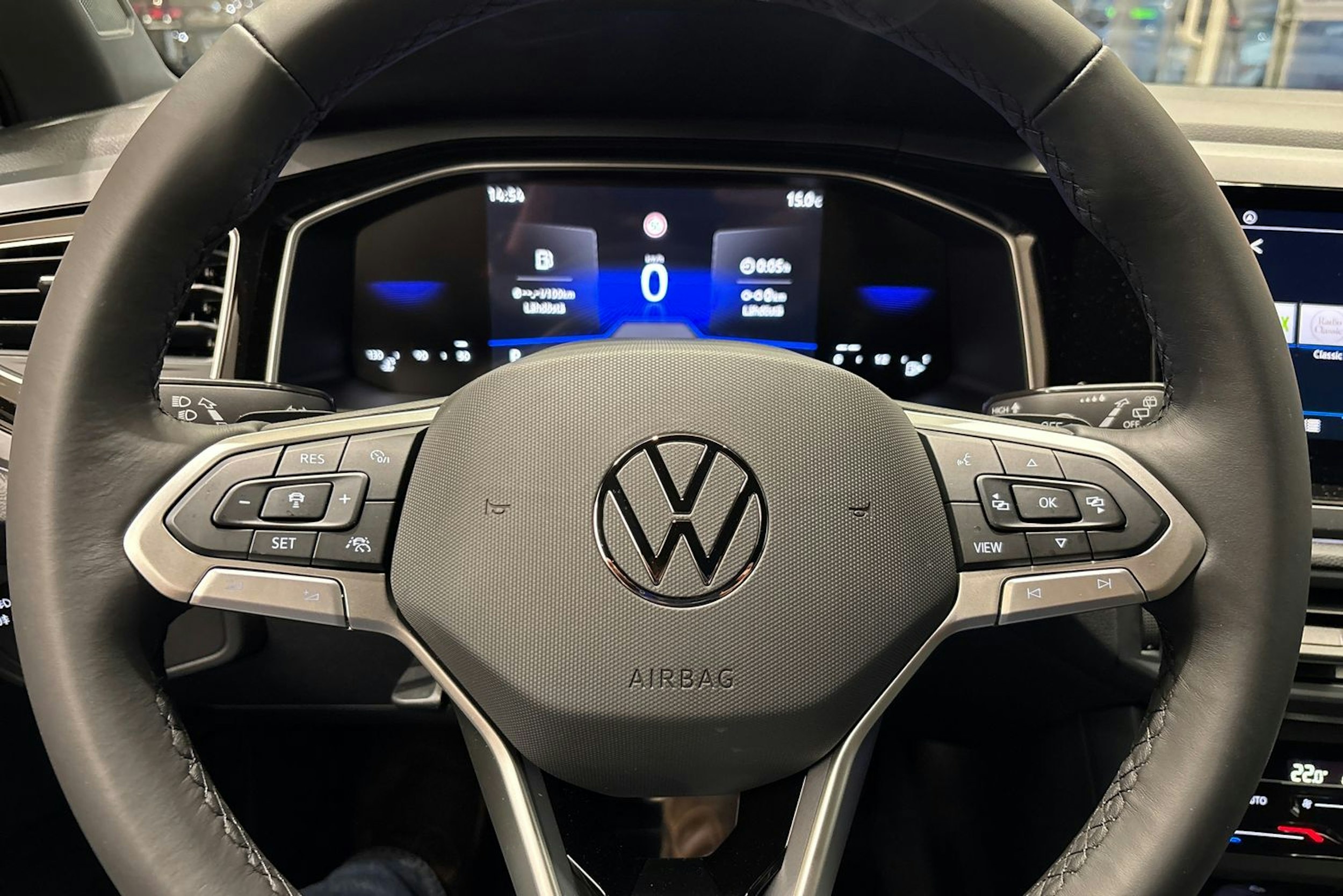 punainen Volkswagen Taigo 2026 kuva 12.