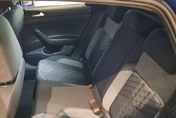 sininen Volkswagen Taigo 2025 kuva 8.