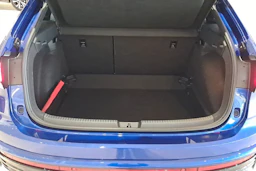 sininen Volkswagen Taigo 2025 kuva 11.