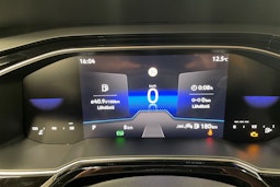 harmaa Volkswagen Taigo 2025 kuva 15.