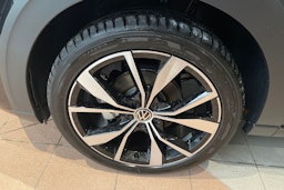 musta Volkswagen Taigo 2025 kuva 9.