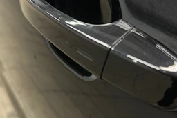 musta Volkswagen Taigo 2025 kuva 17.