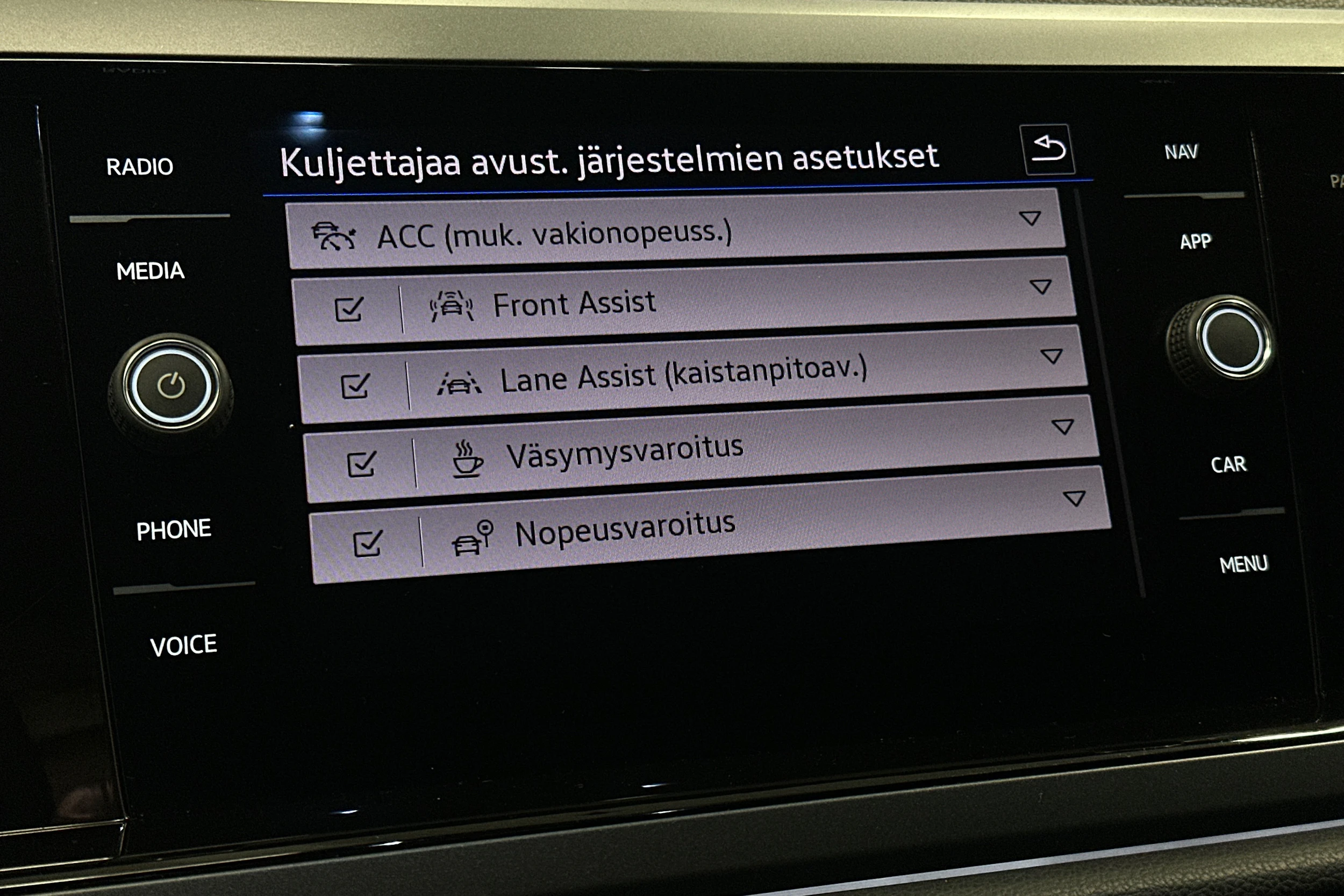 musta Volkswagen Taigo 2025 kuva 25.