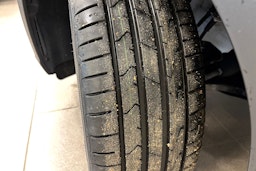 valkoinen Volkswagen Taigo 2025 kuva 2.