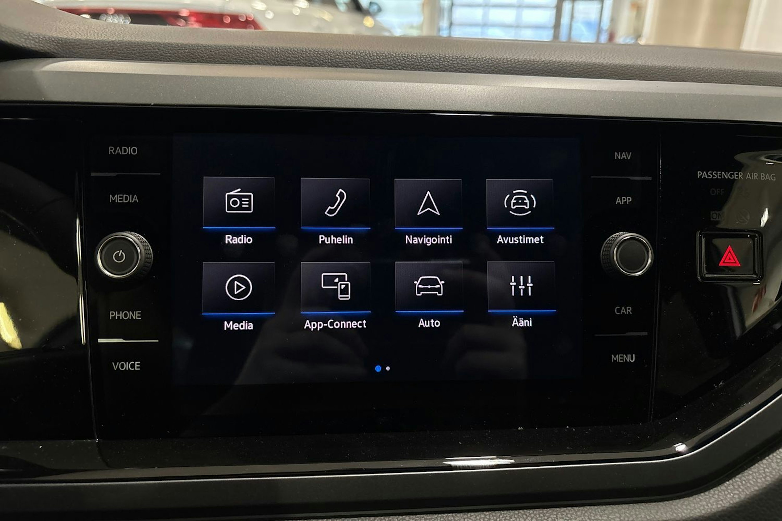 valkoinen Volkswagen Taigo 2025 kuva 9.