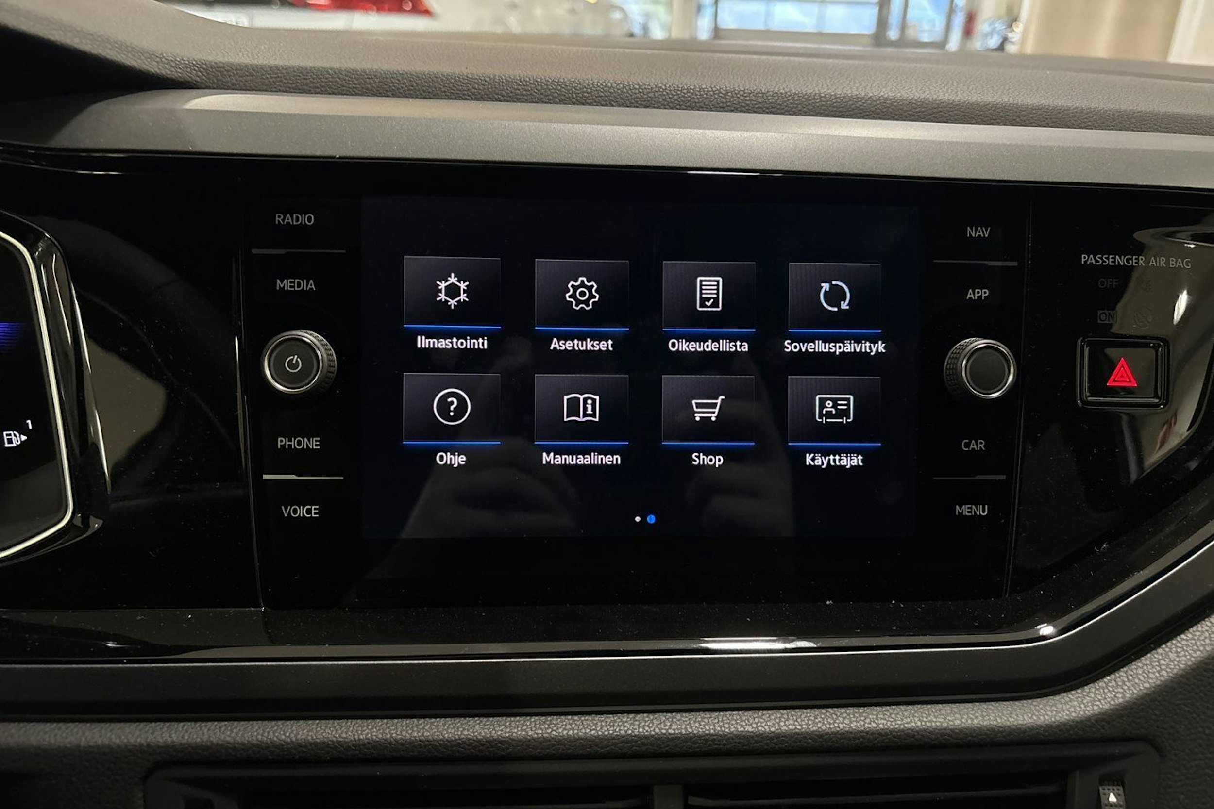 valkoinen Volkswagen Taigo 2025 kuva 10.