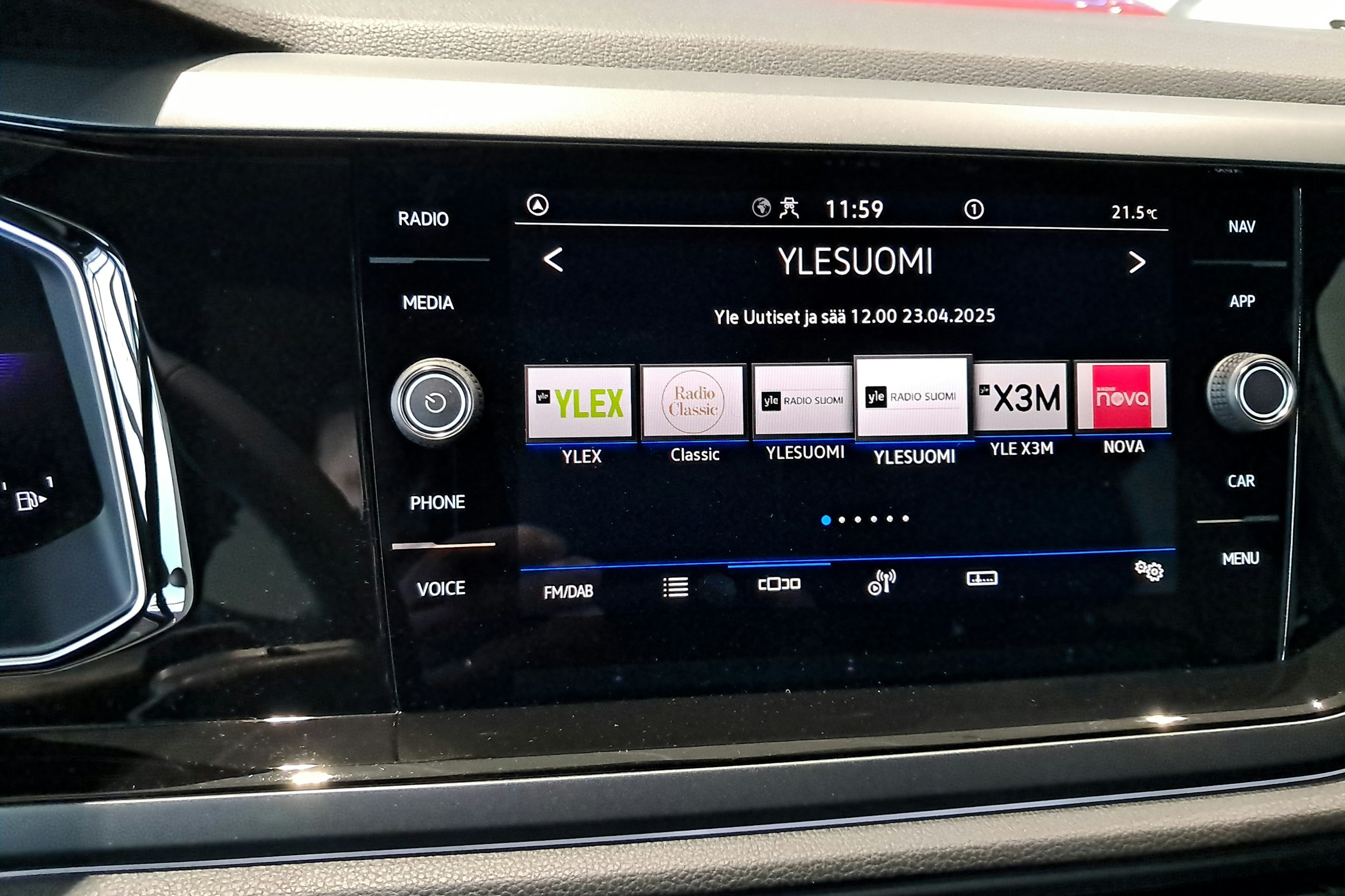 valkoinen Volkswagen Taigo 2025 kuva 11.