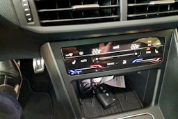 valkoinen Volkswagen Taigo 2025 kuva 16.