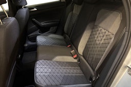 harmaa Volkswagen Taigo 2025 kuva 8.