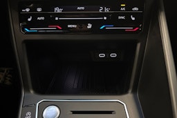 harmaa Volkswagen Taigo 2025 kuva 18.