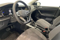 musta Volkswagen Taigo 2025 kuva 6.