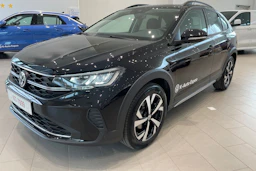 musta Volkswagen Taigo 2025 kuva 15.