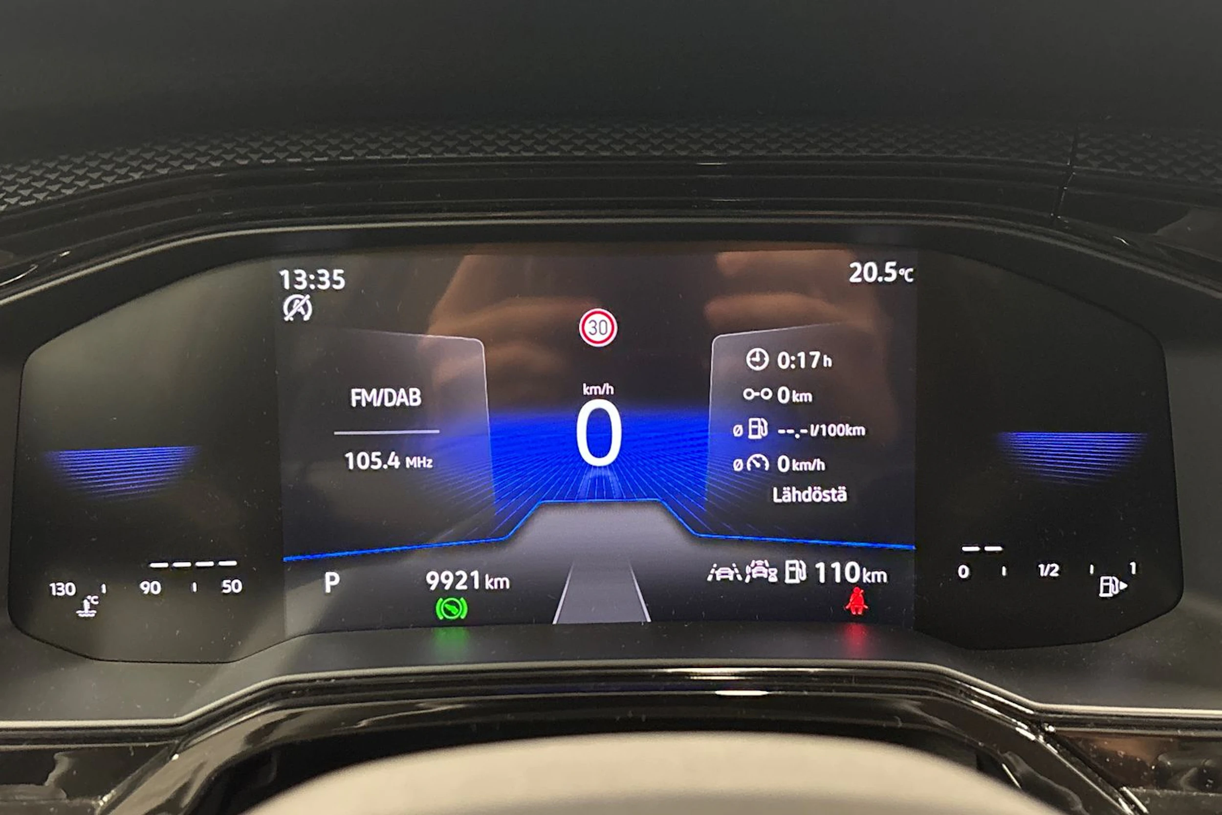 harmaa Volkswagen Taigo 2025 kuva 21.