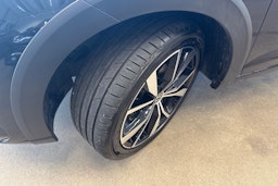 musta Volkswagen Taigo 2025 kuva 13.