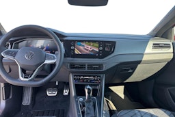 punainen Volkswagen Taigo 2025 kuva 7.