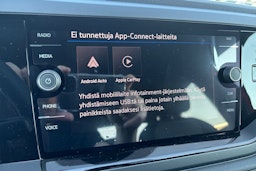 punainen Volkswagen Taigo 2025 kuva 15.