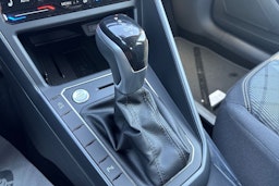 punainen Volkswagen Taigo 2025 kuva 18.