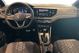 punainen Volkswagen Taigo 2025 kuva 7.
