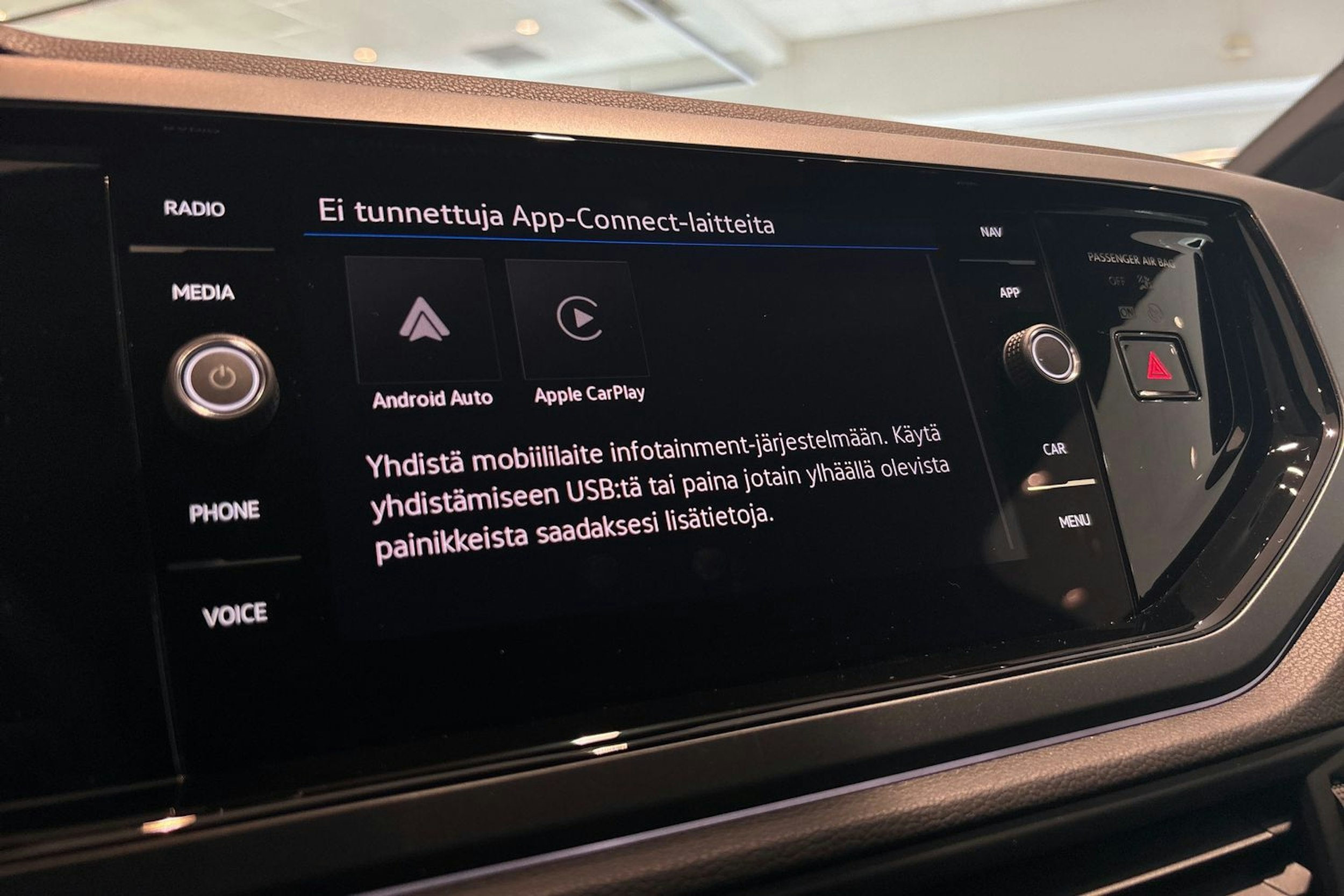 punainen Volkswagen Taigo 2025 kuva 16.