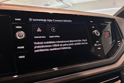 punainen Volkswagen Taigo 2025 kuva 16.