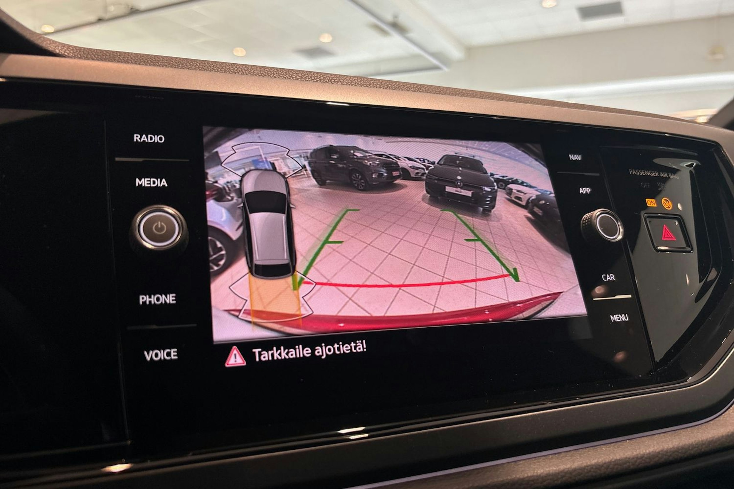 punainen Volkswagen Taigo 2025 kuva 18.