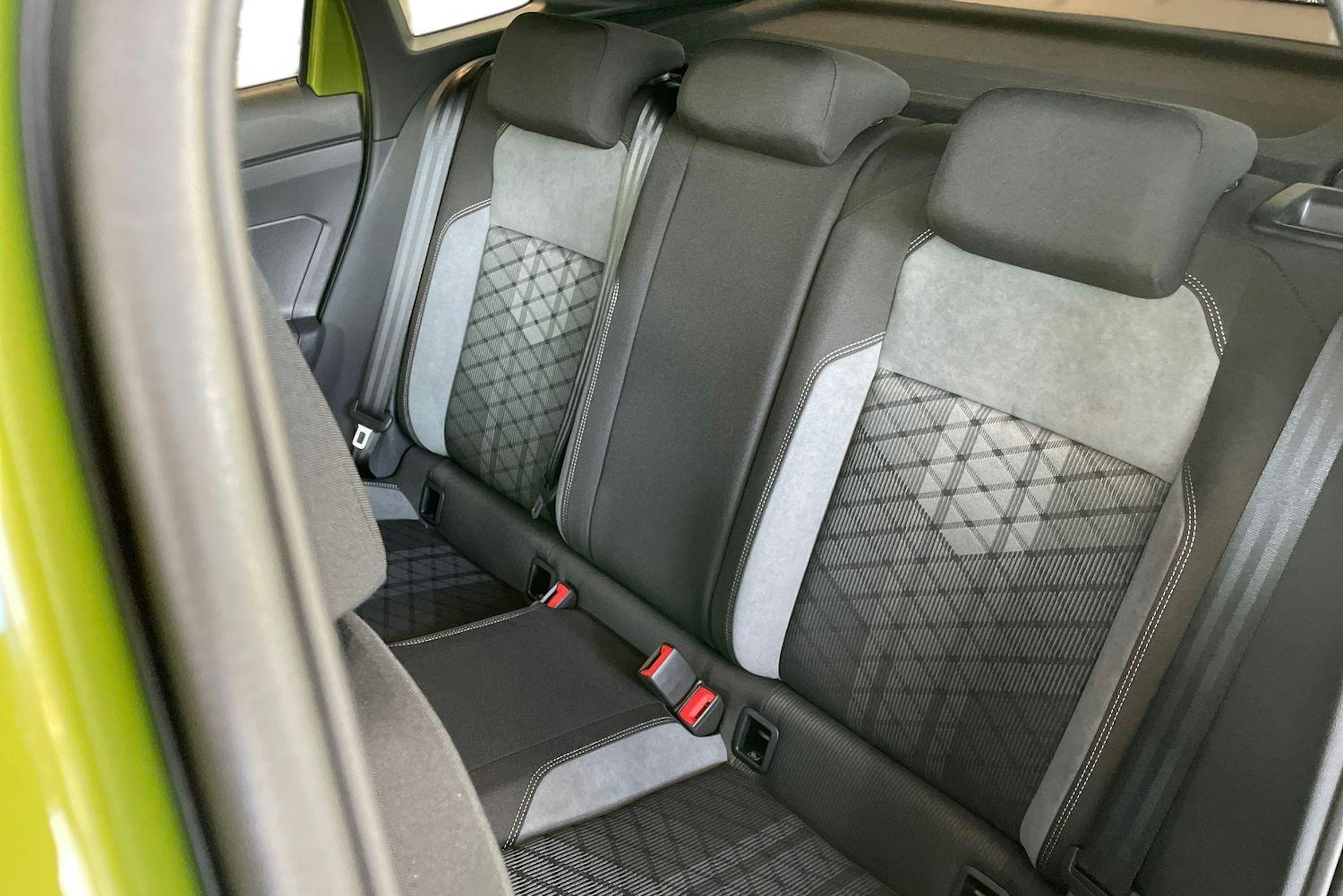 vihreä Volkswagen Taigo 2025 kuva 8.