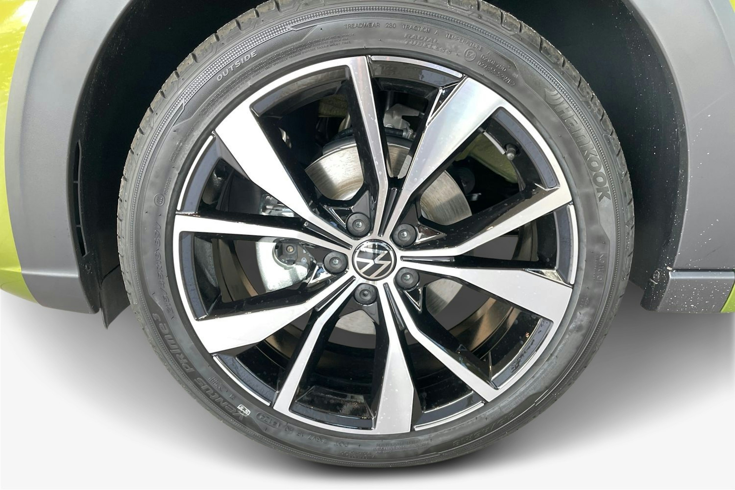 vihreä Volkswagen Taigo 2025 kuva 9.