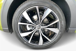 vihreä Volkswagen Taigo 2025 kuva 9.