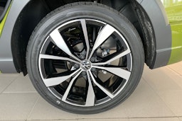 vihreä Volkswagen Taigo 2025 kuva 10.