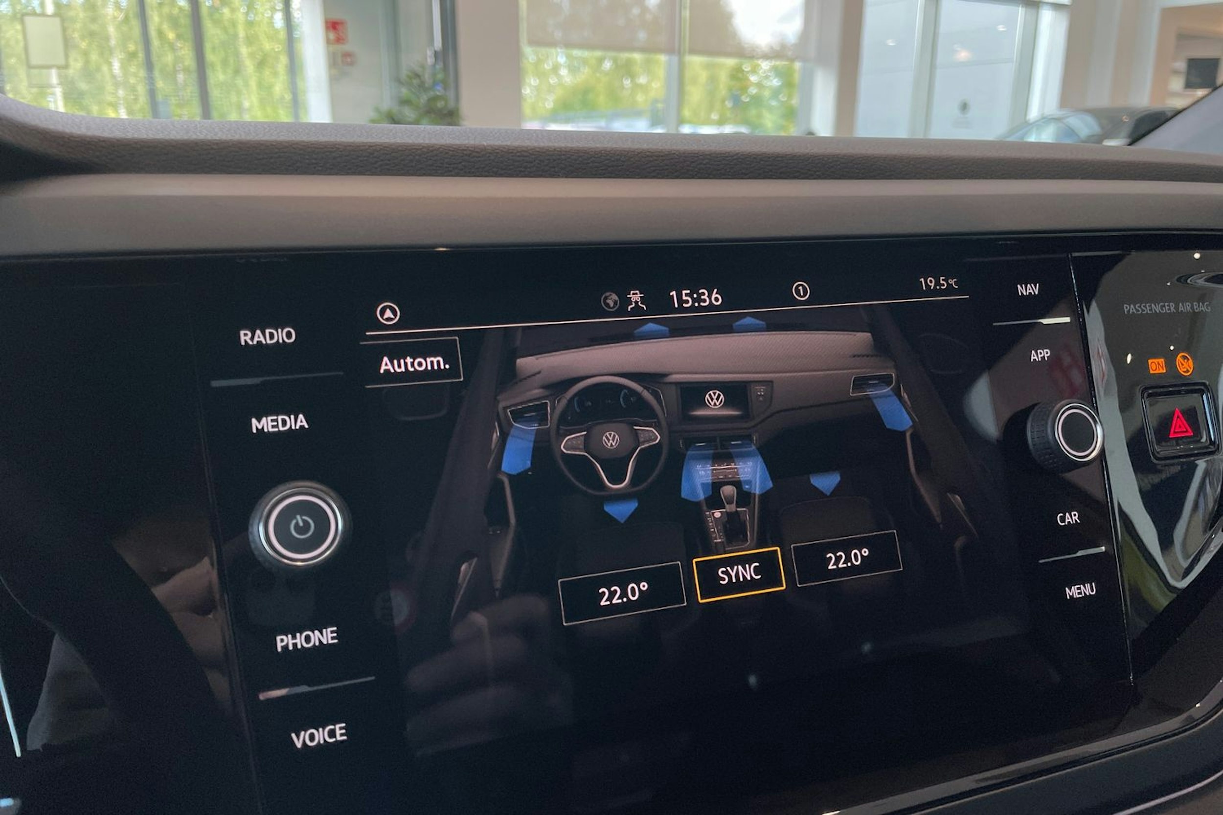vihreä Volkswagen Taigo 2025 kuva 15.
