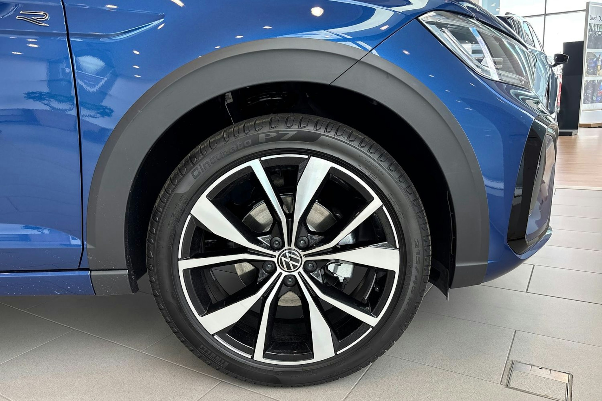 sininen Volkswagen Taigo 2025 kuva 10.