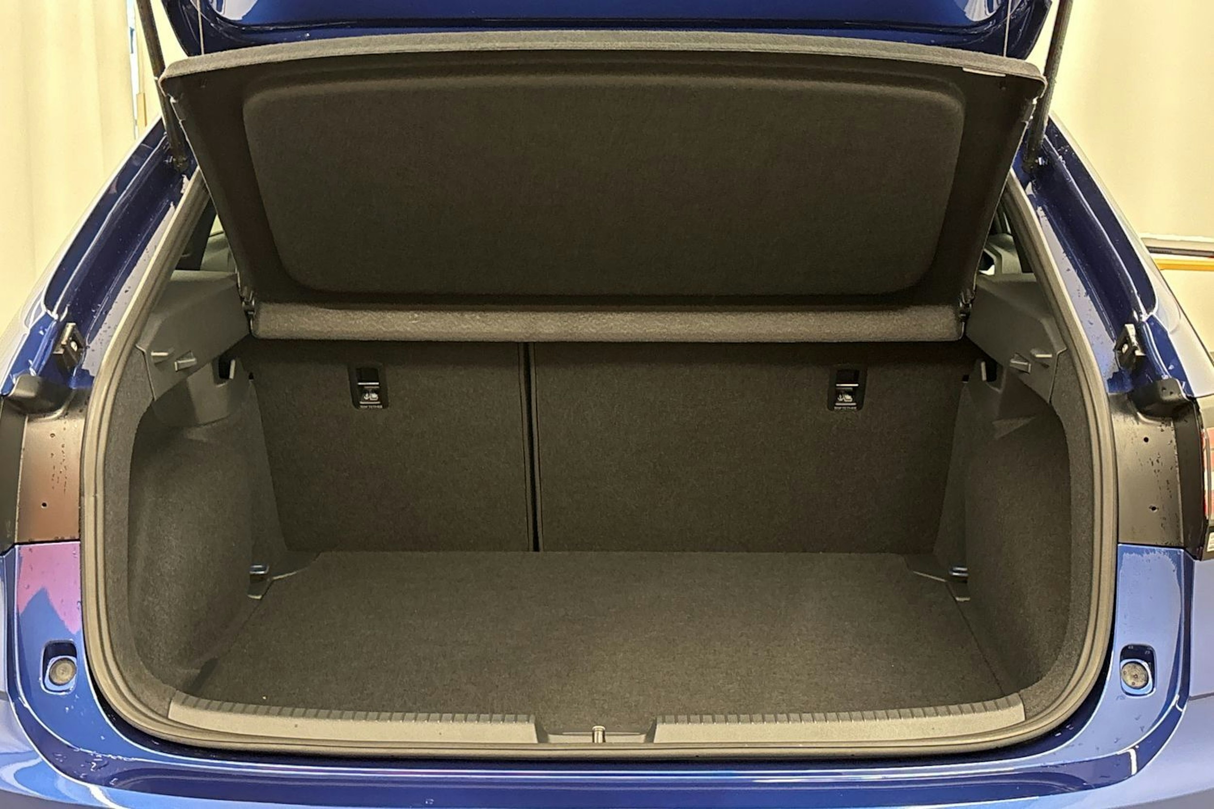met. sininen Volkswagen Taigo 2025 kuva 17.