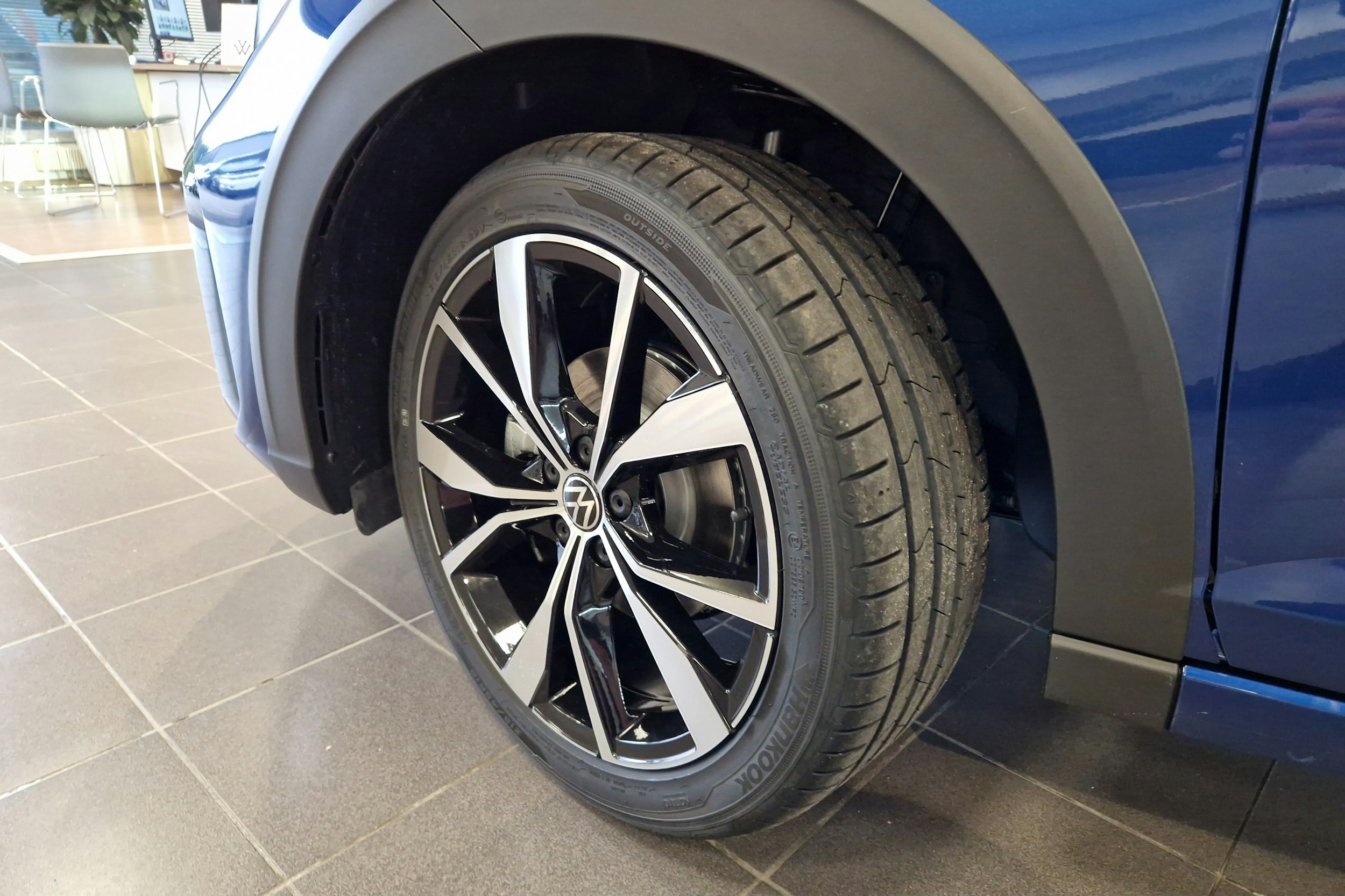met. sininen Volkswagen Taigo 2025 kuva 10.