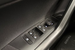 harmaa Volkswagen Taigo 2026 kuva 12.