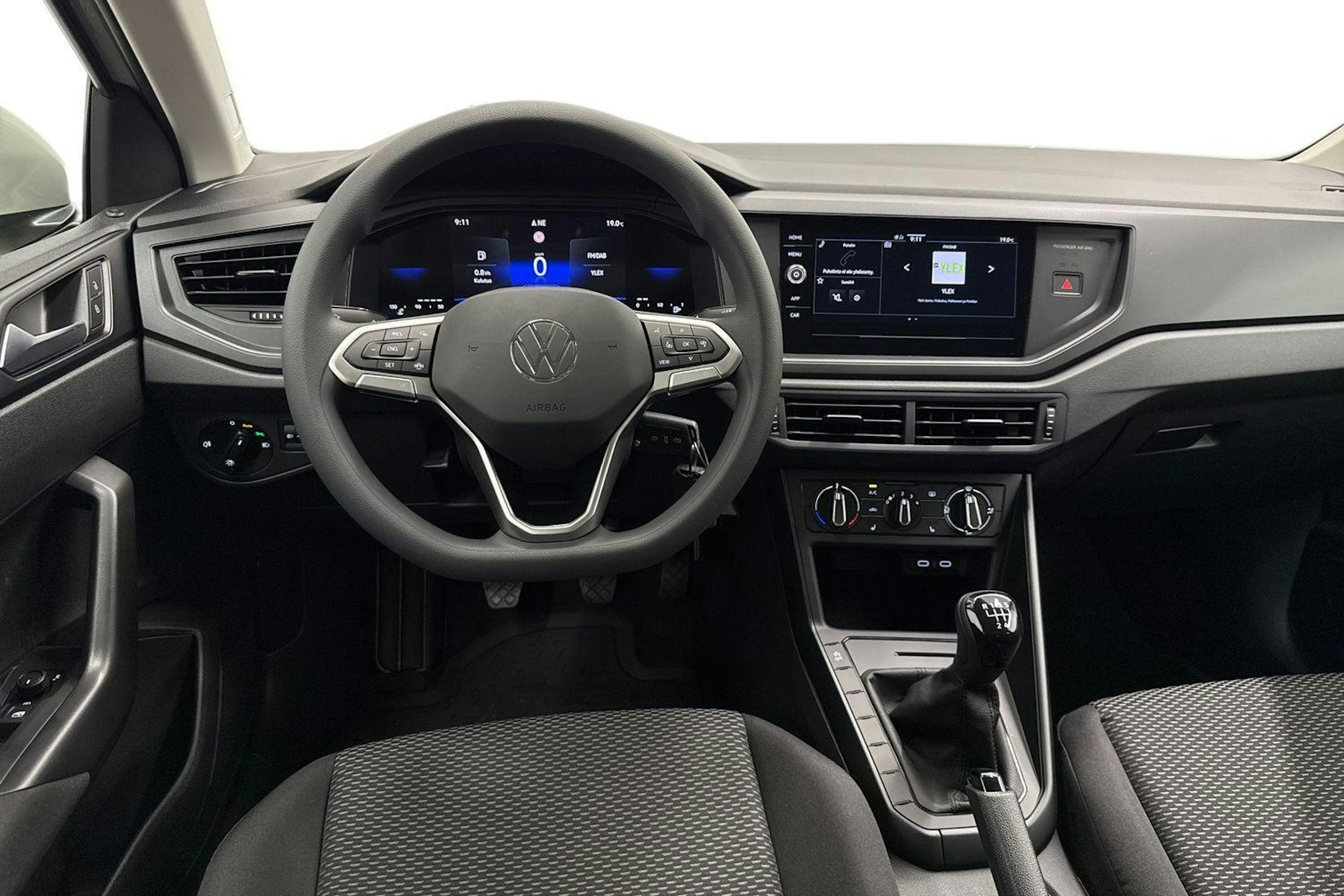 harmaa Volkswagen Taigo 2026 kuva 26.