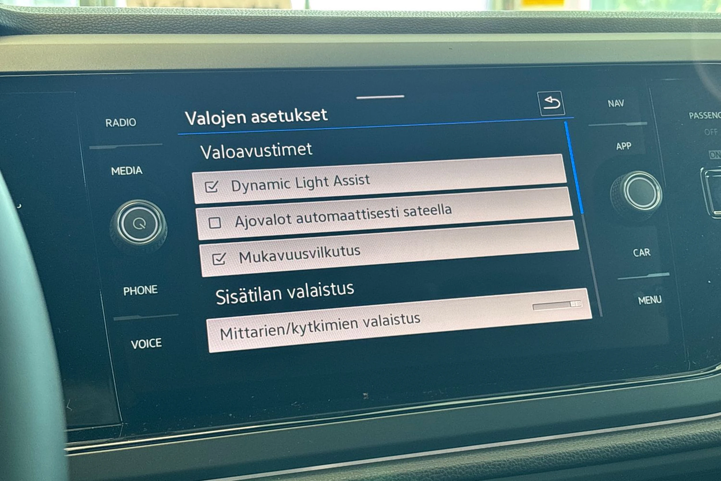 harmaa Volkswagen Taigo 2026 kuva 28.
