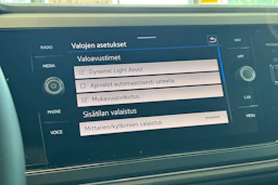 harmaa Volkswagen Taigo 2026 kuva 28.