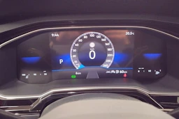 punainen Volkswagen Taigo 2026 kuva 15.