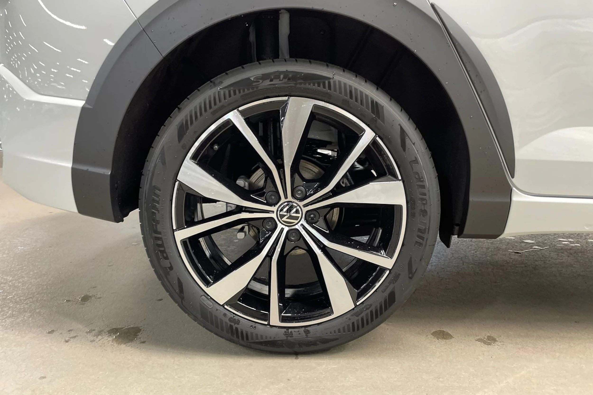 valkoinen Volkswagen Taigo 2026 kuva 10.